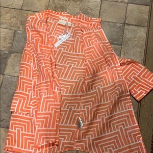 women’s shirt
